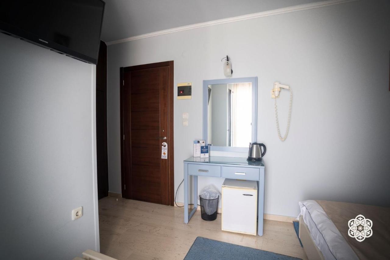 Aktaion Hotel Ігумениця Екстер'єр фото
