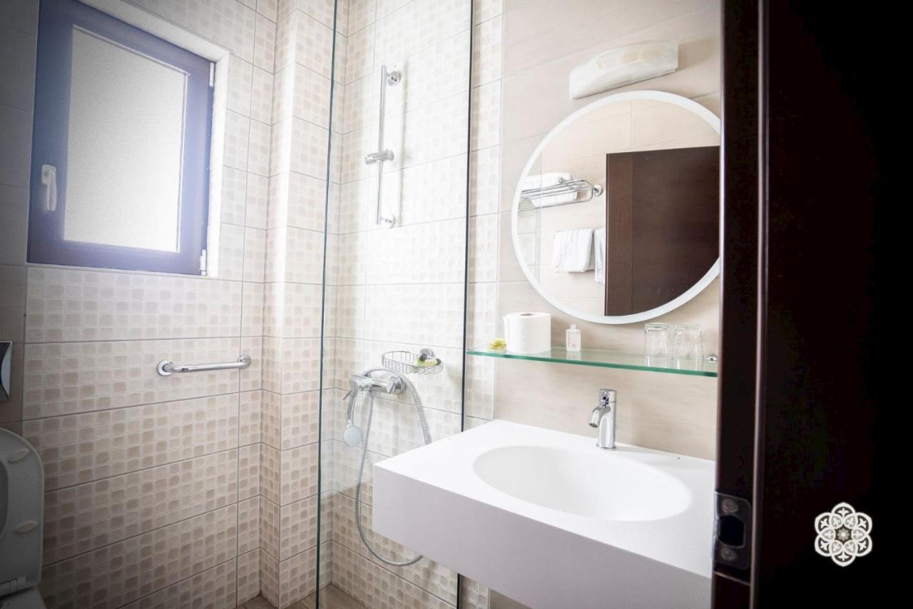 Aktaion Hotel Ігумениця Екстер'єр фото
