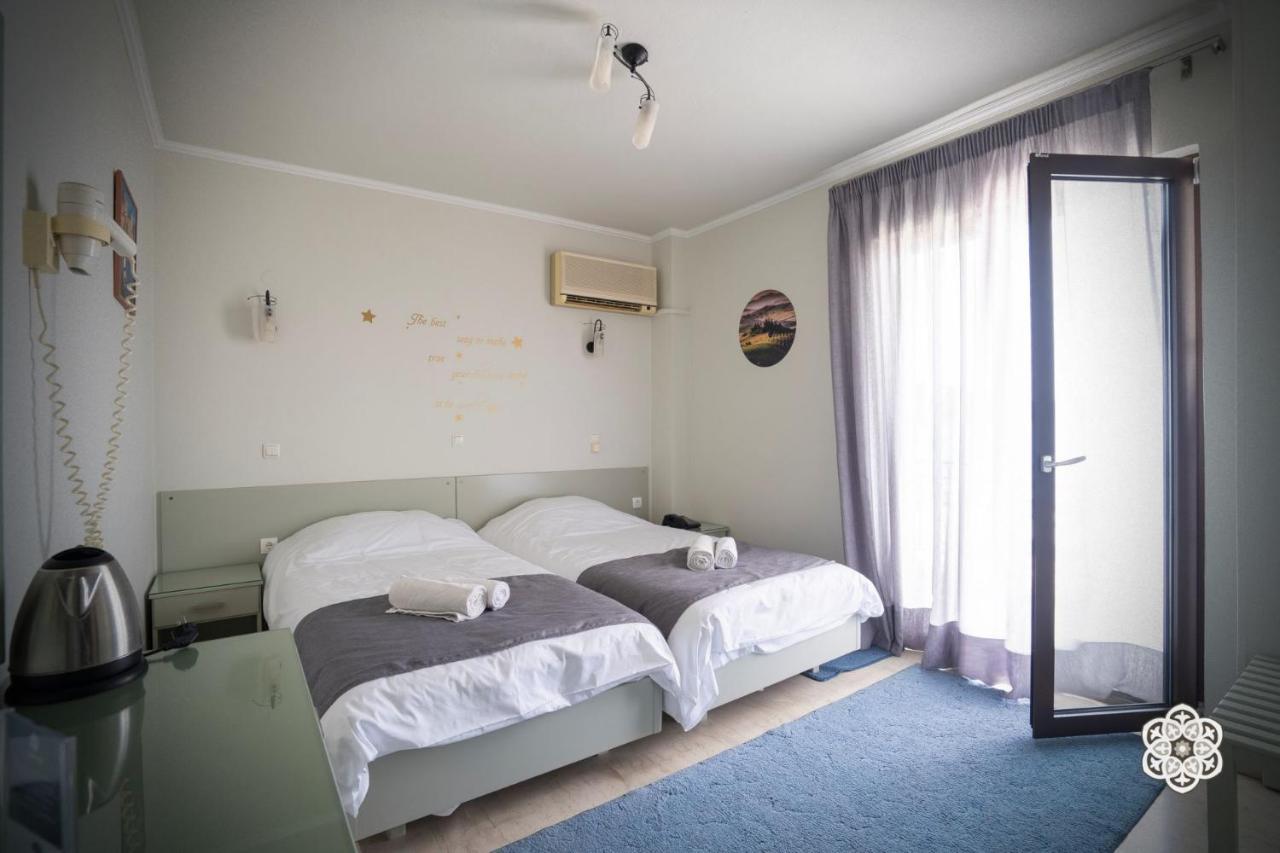 Aktaion Hotel Ігумениця Екстер'єр фото